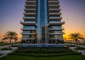 مقارنة صناديق ريت والعقارات المرمزة: أيهما أفضل؟